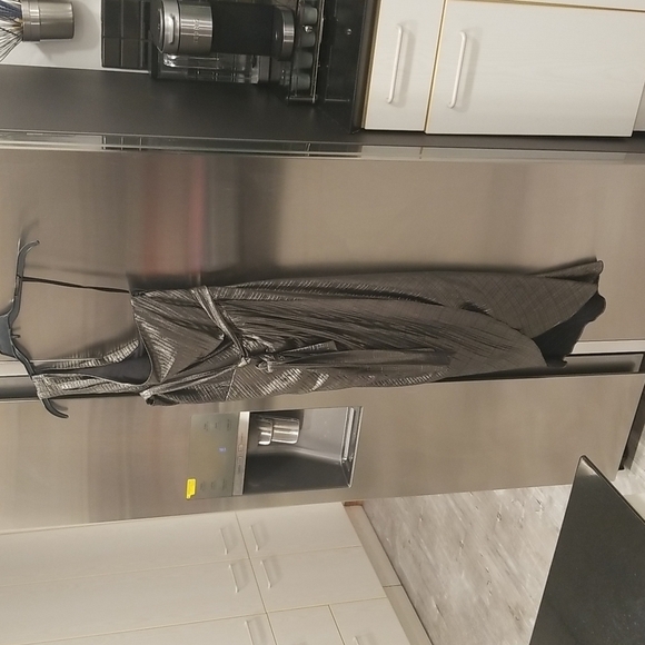 💕TED BAKER💕 Gabria One Shoulder Drape Midi Dress ~ Metallic Gold US 12 NWT - Picture 13 of 16